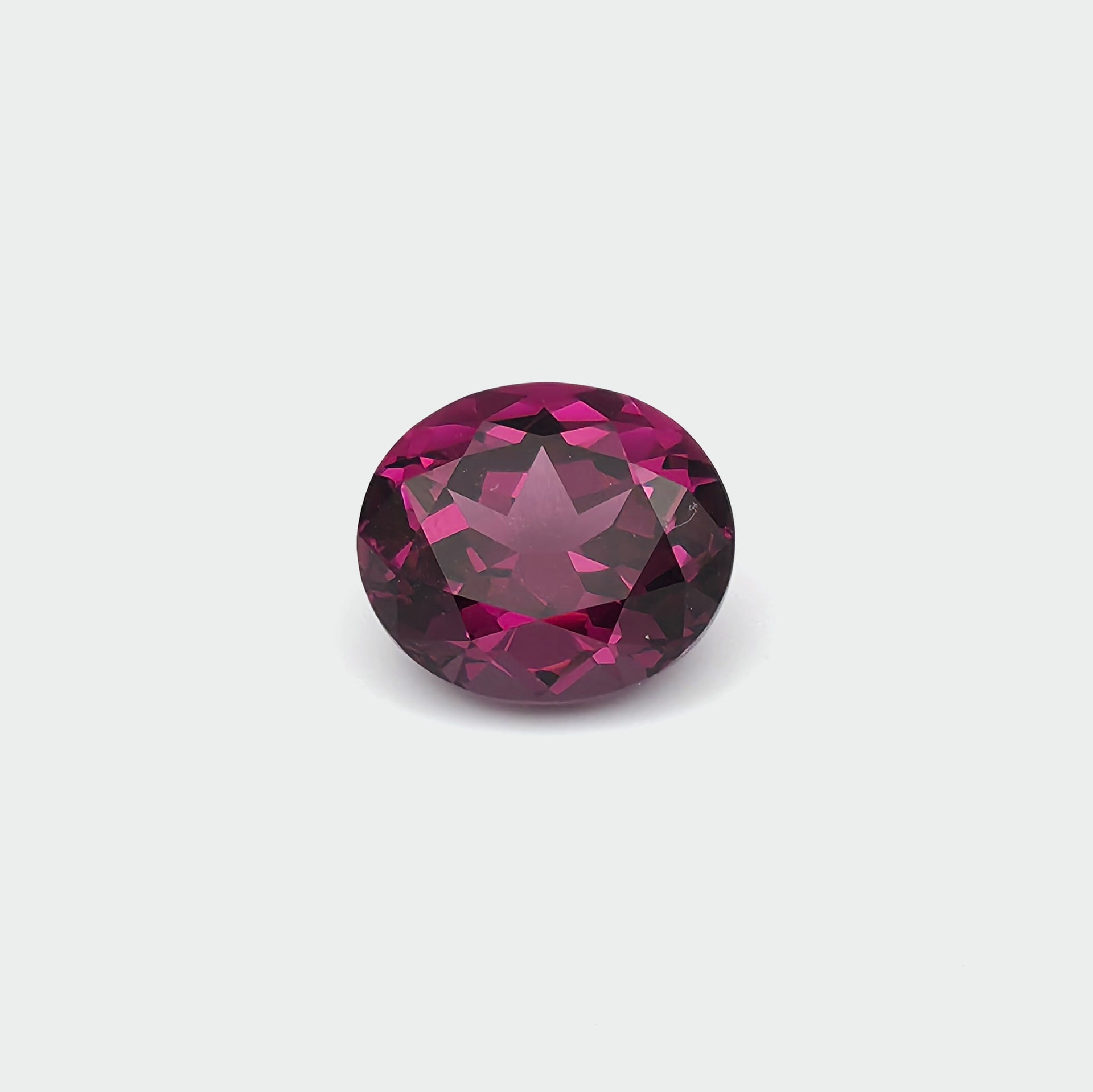 Rhodolite Garnet - 5.27ct
