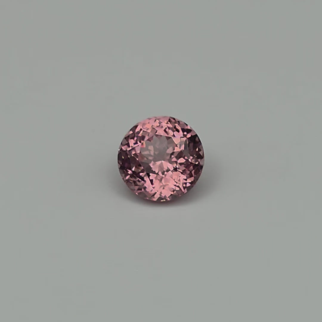 Malaya Garnet - Peach, Round, 3.77ct